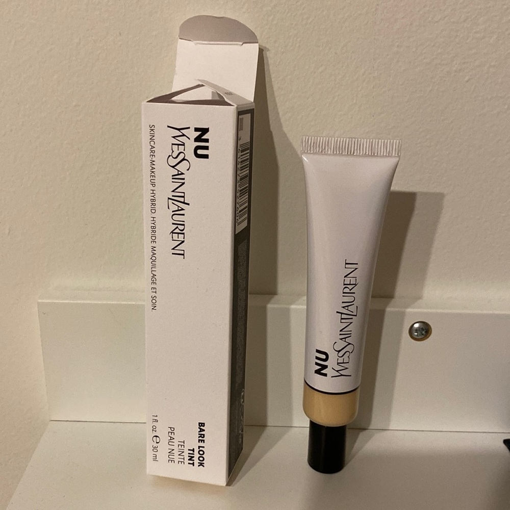 YSL NU Hydrating Skin Tint Foundation with Hyaluronic Acid #1